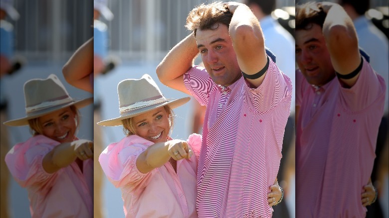 Scottie Scheffler et Meredith Scudder célèbrent sa victoire en Match Play