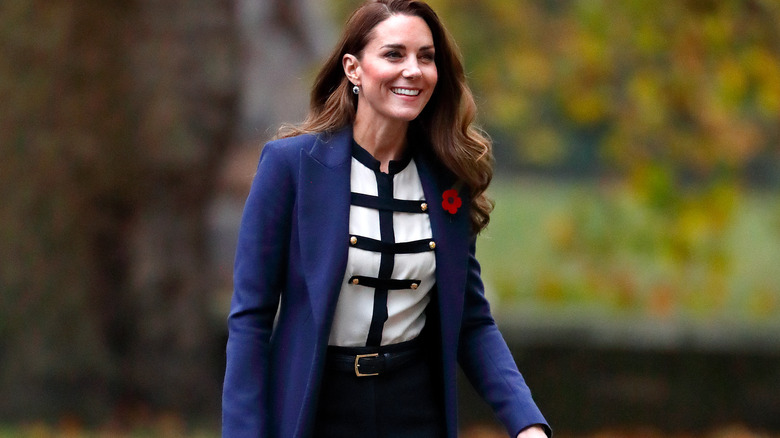 Kate Middleton coquelicot