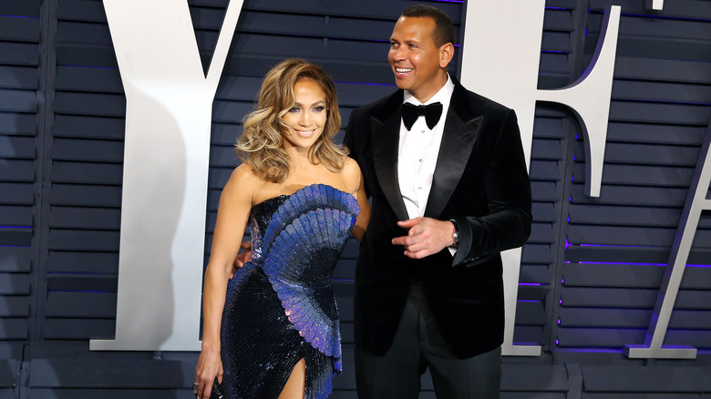 Jennifer Lopez et Alex Rodriquez posent