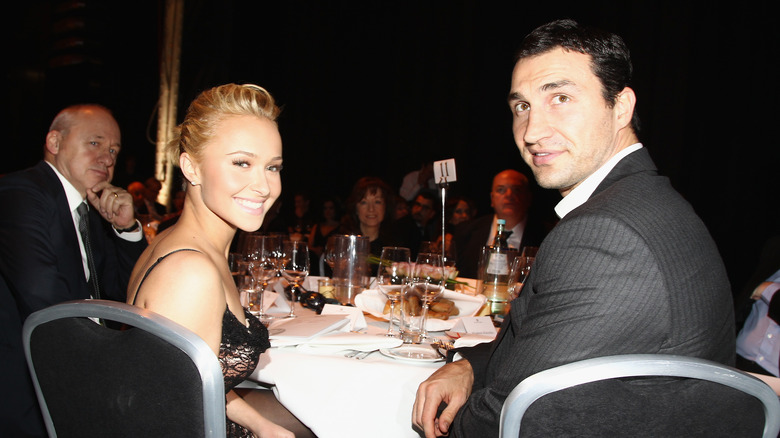 Wladimir Klitschko en train de dîner avec Hayden Panettiere