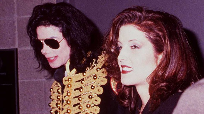 Michael Jackson et Lisa Marie Presley en octobre 1994.