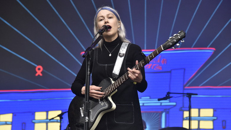 Phoebe Bridgers en spectacle