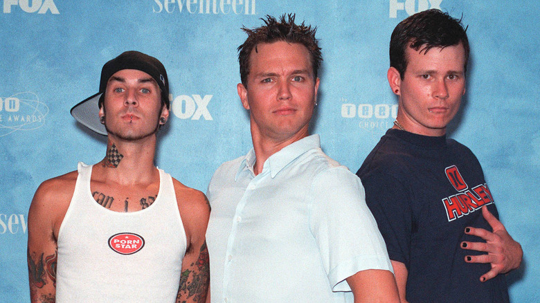 Blink 182 membres posant ensemble