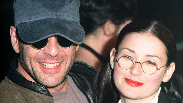 Bruce Willis et Demi Moore posant ensemble