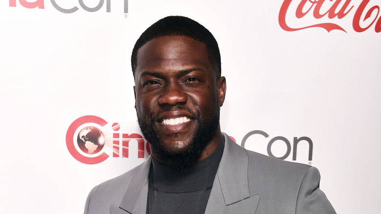 Kevin Hart souriant