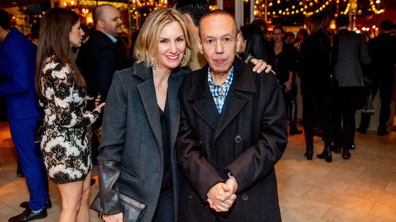 ara Kravitz et Gilbert Gottfried assistant à la soirée d'ouverture du Tribeca Film Festival 2018