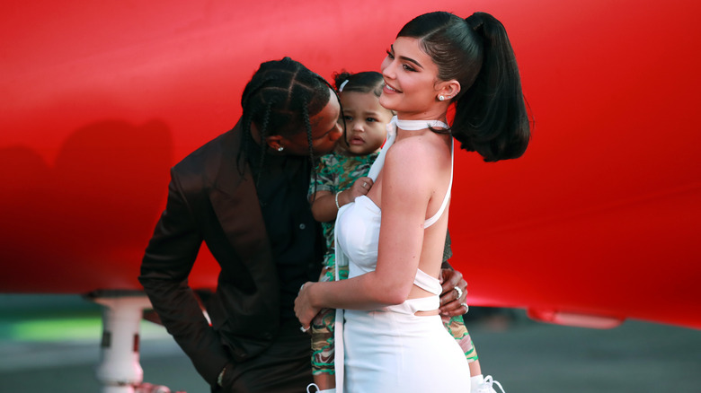 Travis Scott, Stormi Webster et Kylie Jenner assistent à la première de Netflix 