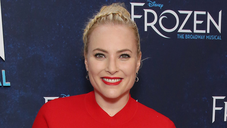 Meghan McCain souriante