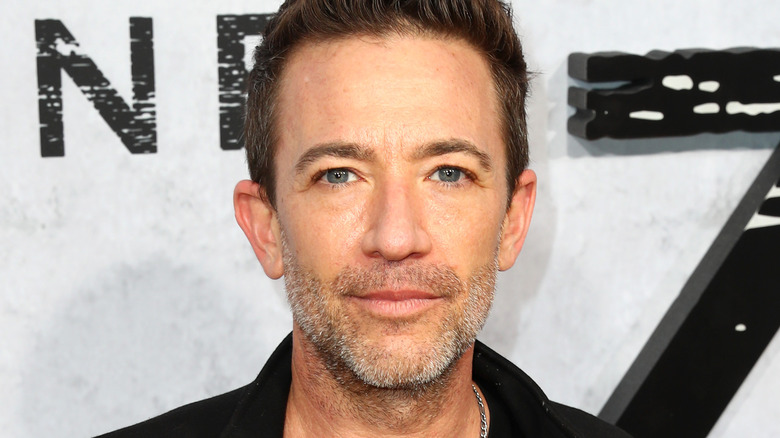 David Faustino souriant 