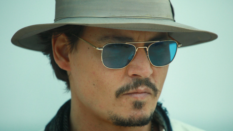 Johnny Depp en lunettes de soleil