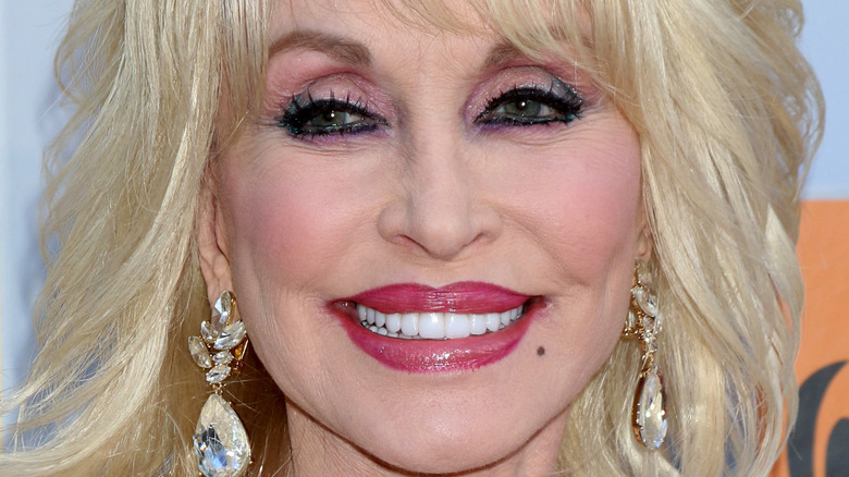 Dolly Parton vient de partager une rare photo de son mari