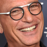 Howie Mandel révèle le dur impact mental auquel il a été confronté au milieu de la pandémie