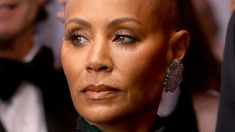 Jada Pinkett Smith dit qu’elle deviendra réalité à propos des Oscars Slap On Red Table Talk