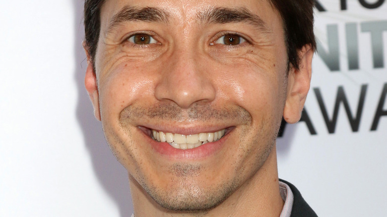 Justin Long ajoute un carburant majeur aux rumeurs de rencontres avec Kate Bosworth