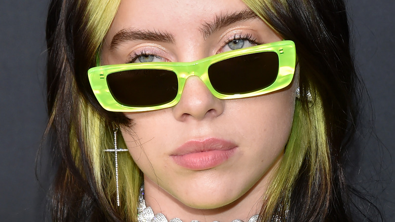 La raison hilarante pour laquelle Billie Eilish s’est excusée auprès de la foule à Coachella