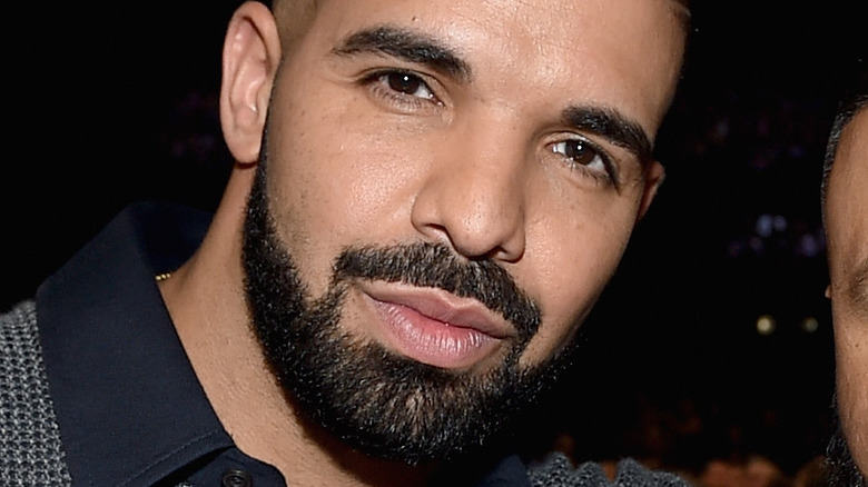 La vraie signification derrière les fontaines de Drake mettant en vedette Tems