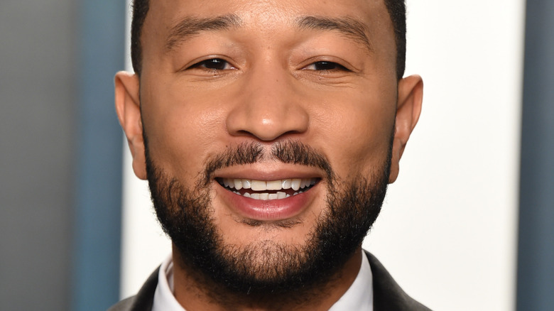 La vraie signification derrière vous méritez tout par John Legend