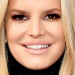 La vraie signification des particules par Jessica Simpson