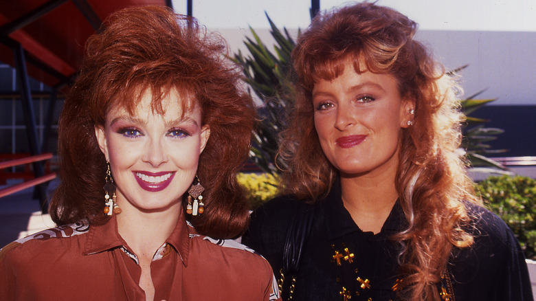 Naomi Judd, Wynonna Judd souriant