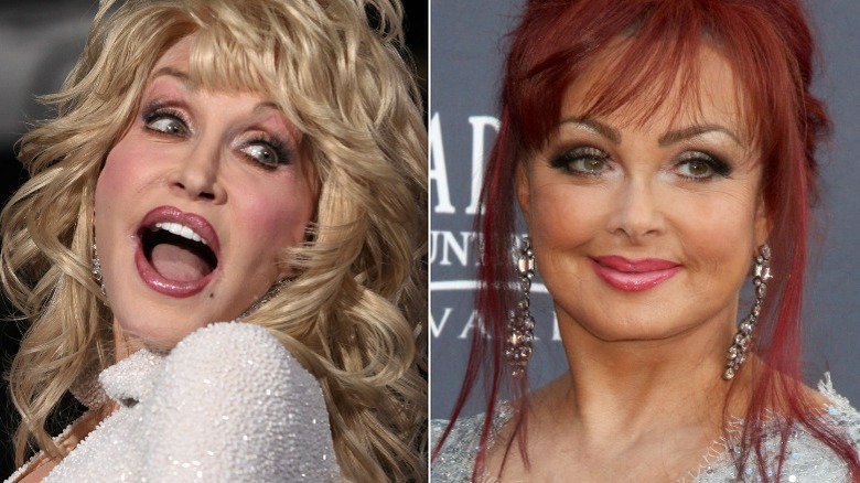 Dolly Parton avec une expression surprise, Naomi Judd souriant