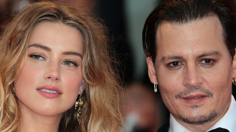 Amber Heard et Johnny Depp posent ensemble