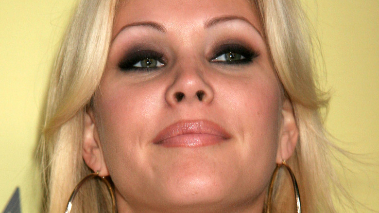 Shanna Moakler souriant, gros plan