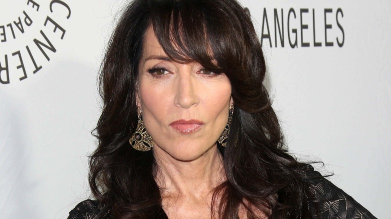 Katey Sagal pose 