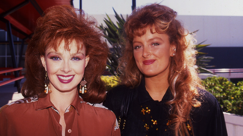 Naomi Judd, Wynonna Judd souriant