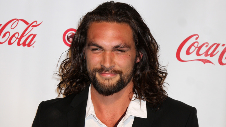 Jason Momoa souriant