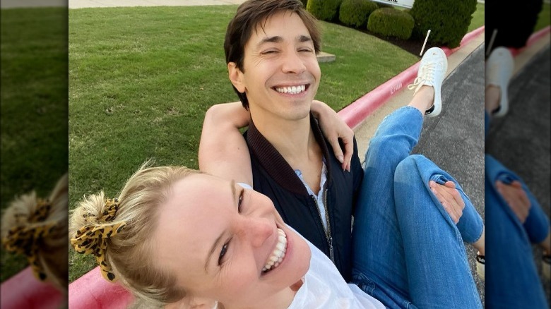 Kate Bosworth Justin Long souriant