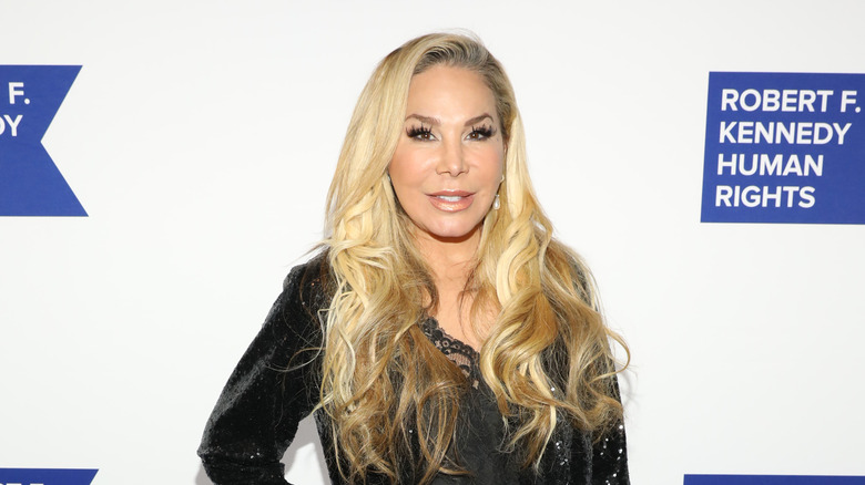 Adrienne Maloof pose