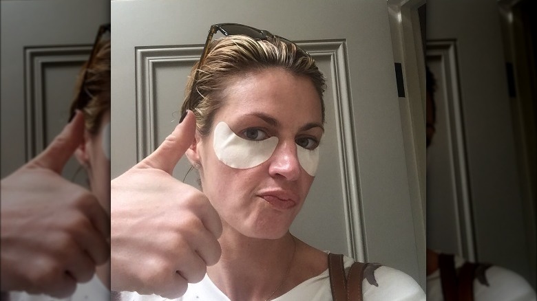 Erin Andrews lève le pouce