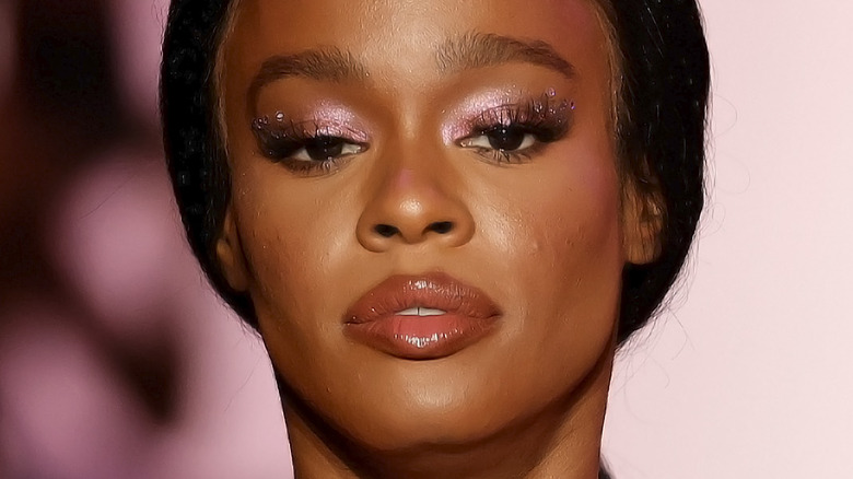 Azealia Banks s’exprime après la controverse sur les BBMA de Cara Delevingne