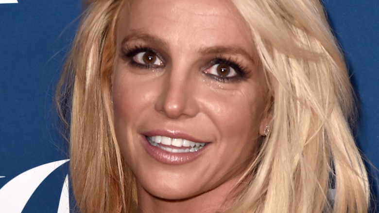 Britney Spears alimente les rumeurs sur un changement de carrière audacieux