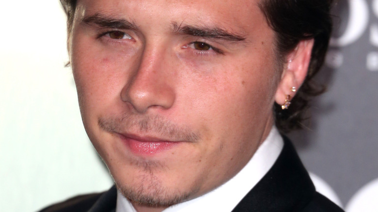 Brooklyn Beckham New Tattoo Hommage à sa femme Nicola Peltz est son plus élaboré à ce jour