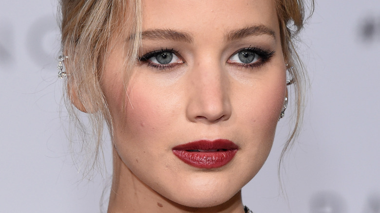 Jennifer Lawrence pourrait avoir accidentellement révélé le sexe de son bébé