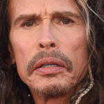 La raison sérieuse pour laquelle Steven Tyler vient de se rendre en cure de désintoxication