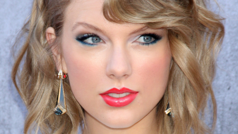 Pourquoi les fans sont convaincus que Taylor Swift sera dans Grey’s Anatomy