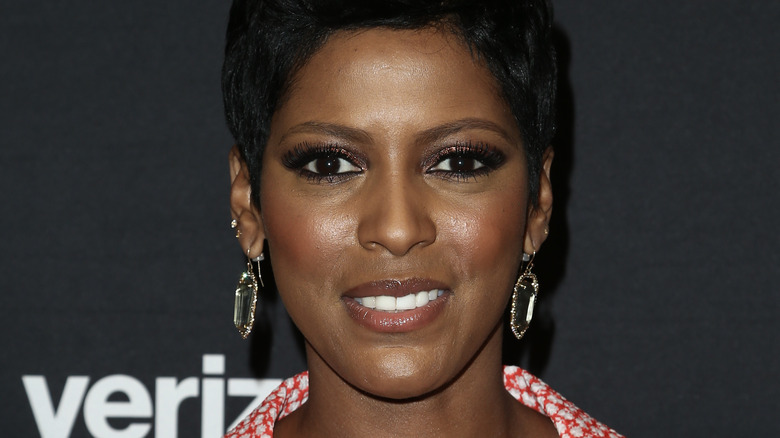 Tamron Hall souriant