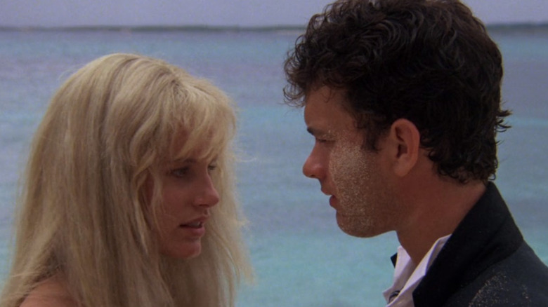 Daryl Hannah et Tom Hanks dans 