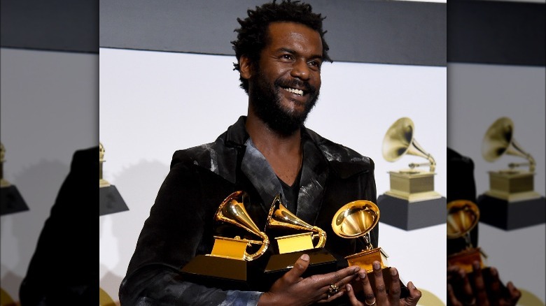 Gary Clark Jr. tenant trois Grammys