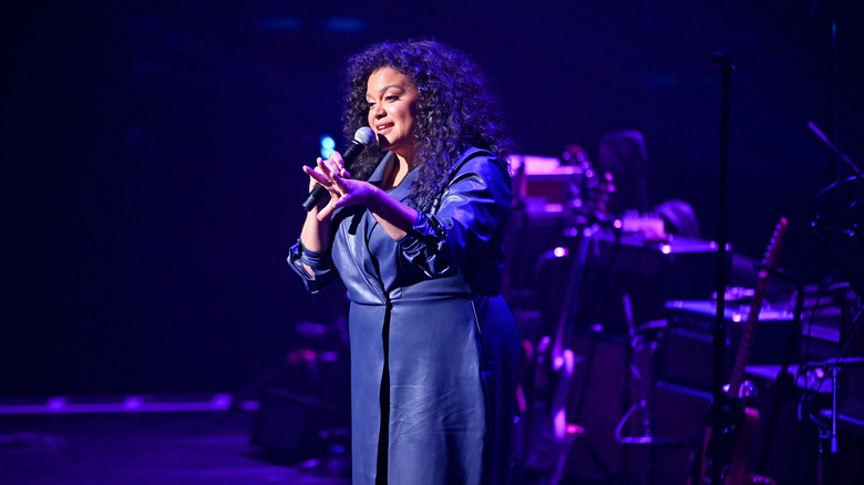 Michelle Buteau sur scène