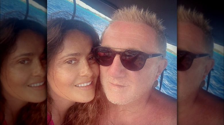 Salma Hayek posant avec François-Henri Pinault