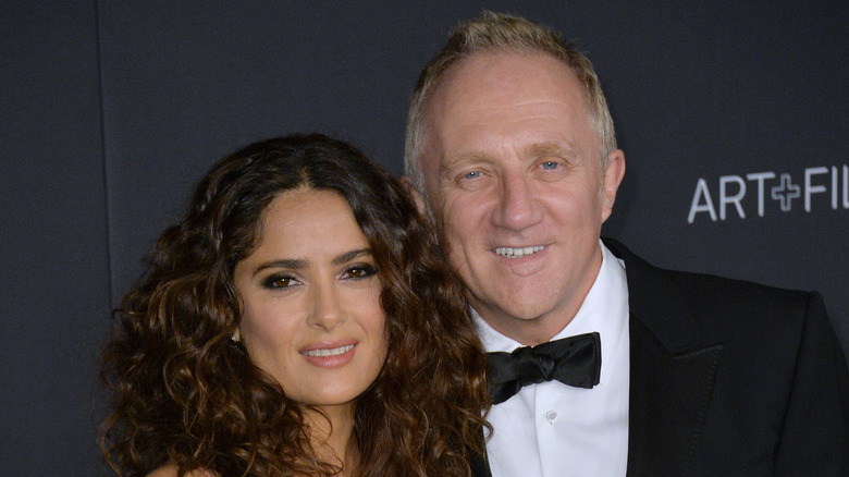 Salma Hayek sur le tapis rouge avec François-Henri Pinault