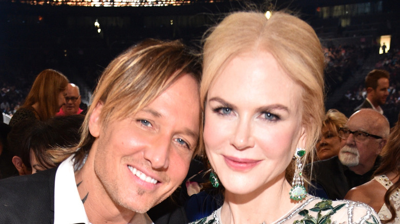 Nicole Kidman et Keith Urban sourient tous les deux