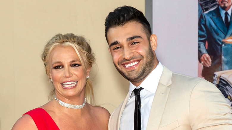 Britney Spears et Sam Asghari rient