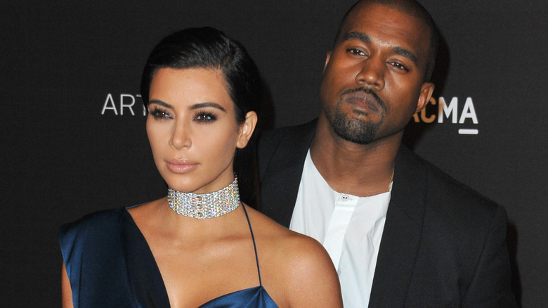 Kanye West et Kim Kardashian posent 