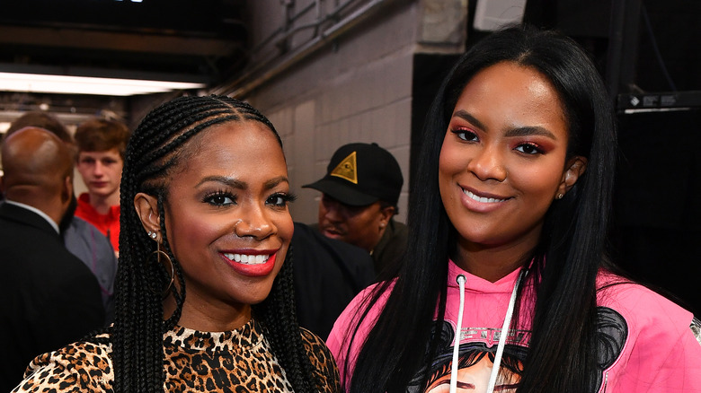 Kandi Burruss et sa fille Riley Burruss souriant