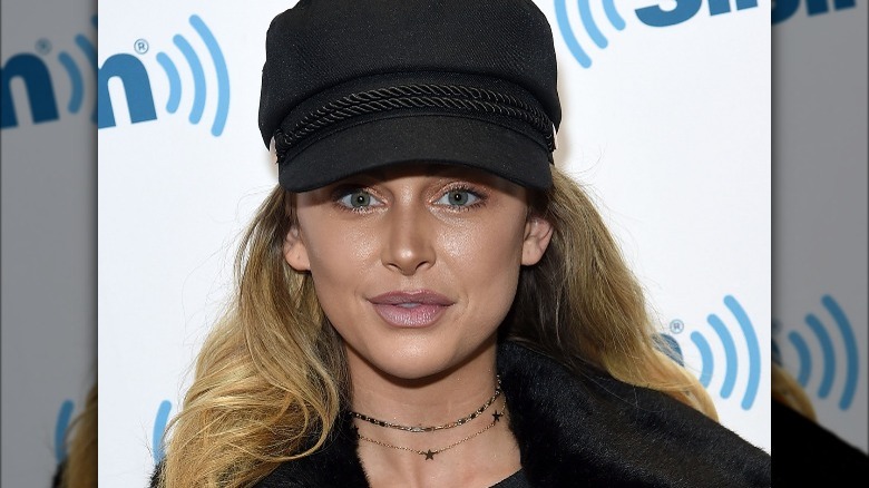 Lala Kent lors d'un événement Sirius XM, où elle a convenu qu'elle était 'hood'