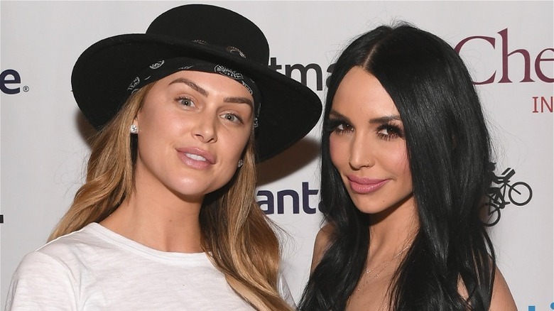 Lala Kent et Scheana Shay lors d'un événement ensemble